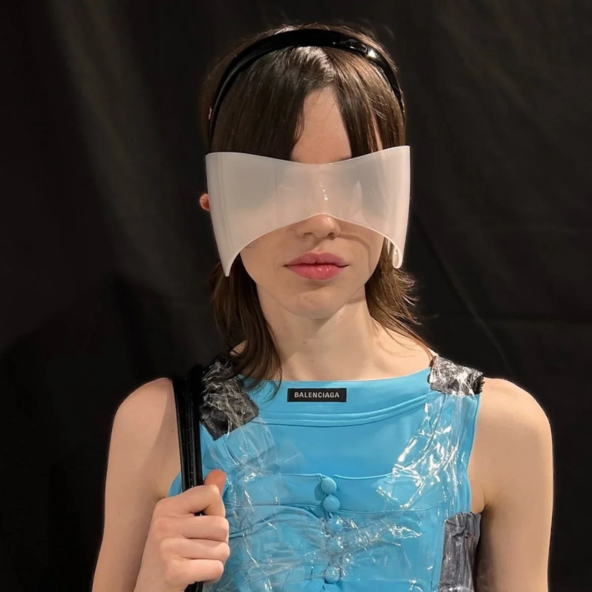 Oversized Wraparound Sunglasses